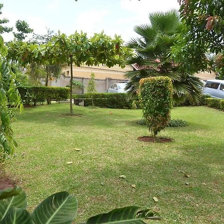 Merian Gardens And Guest House Mukono Town Kültér fotó